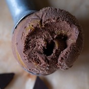 Yorvale Chocolate Orange Ice Cream 2 Litre